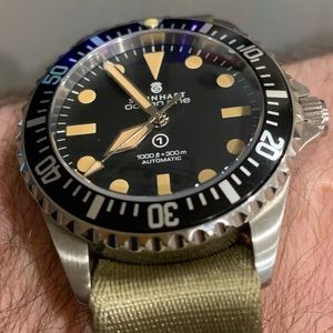 Steinhart Ocean Vintage Military 39 Dive Watch Sapphire 300m Swiss Automatic